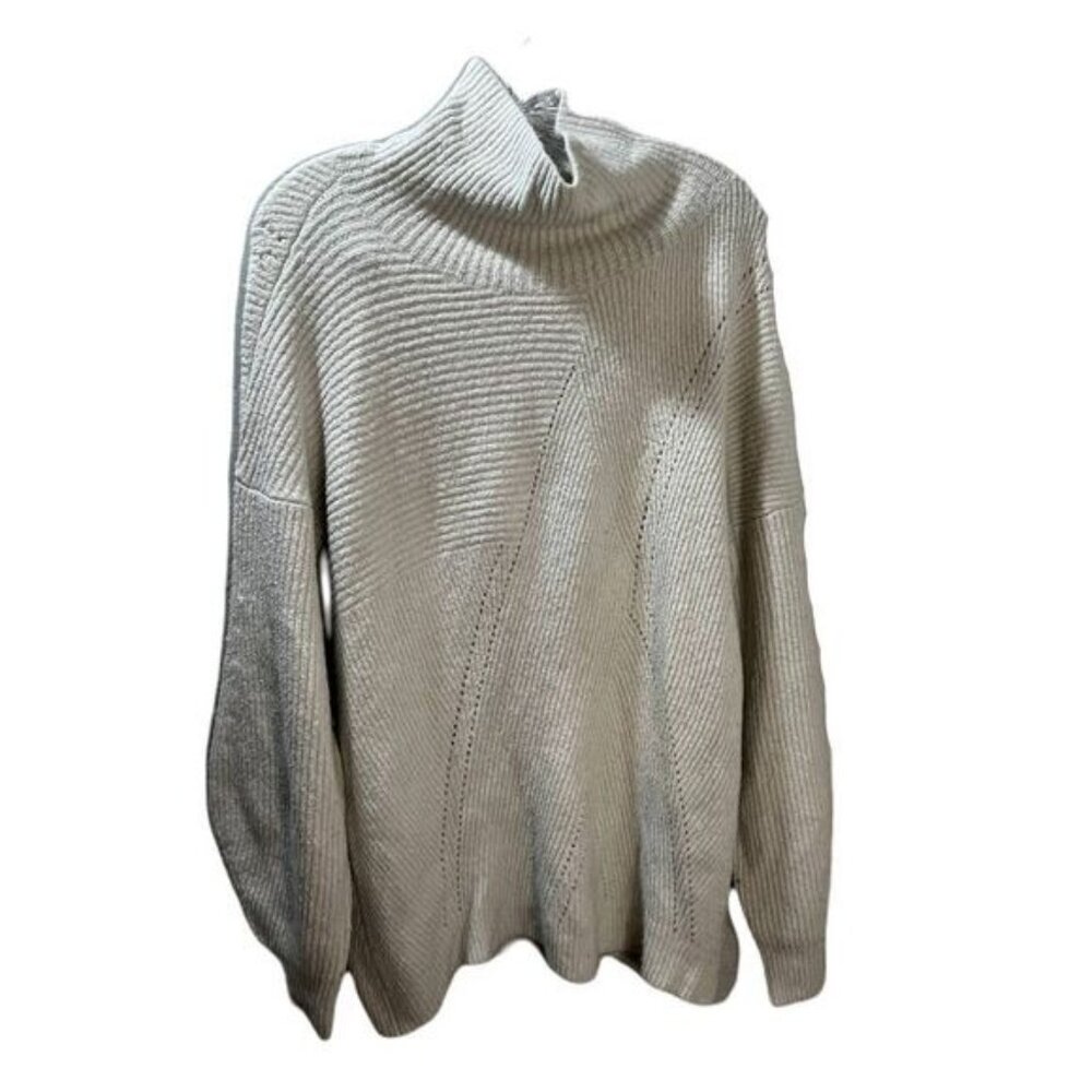 TROUVE Turtle Neck Long Sleeve Sweater Large NWOT